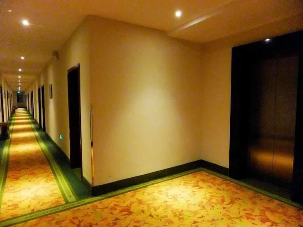 Фото GreenTree Inn Nantong Haimen Bus Statian Shell Hotel