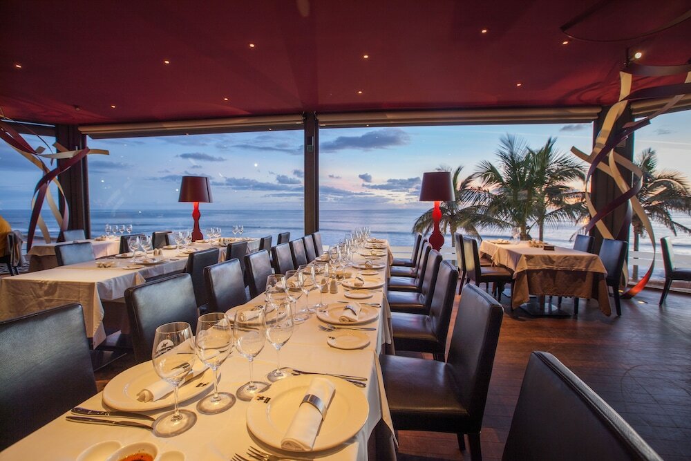 Фото Unique Club at Lopesan Costa Meloneras Resort