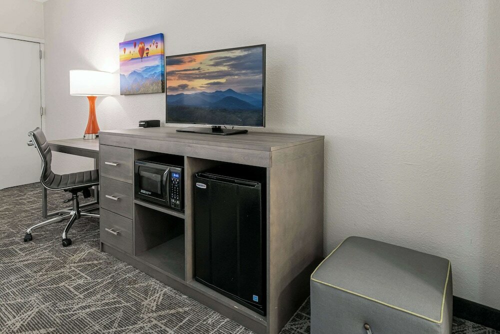 Фото Quality Inn Asheville Downtown Tunnel Road