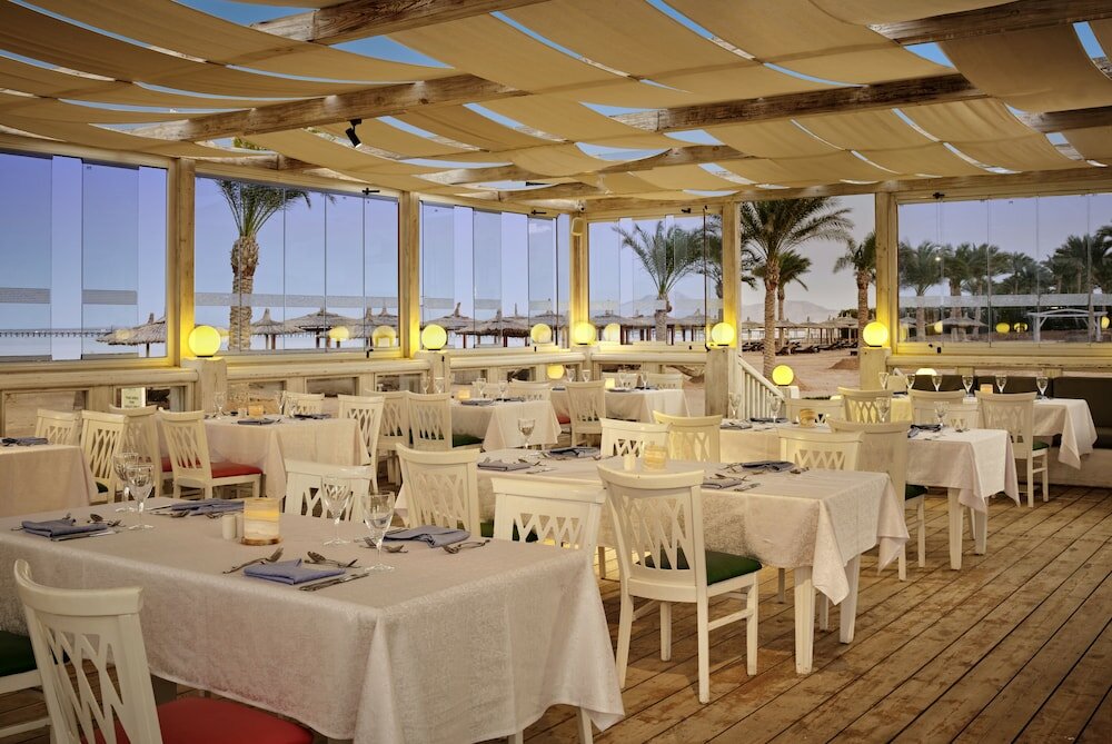 Фото Coral sea Holiday Resort & Aqua park