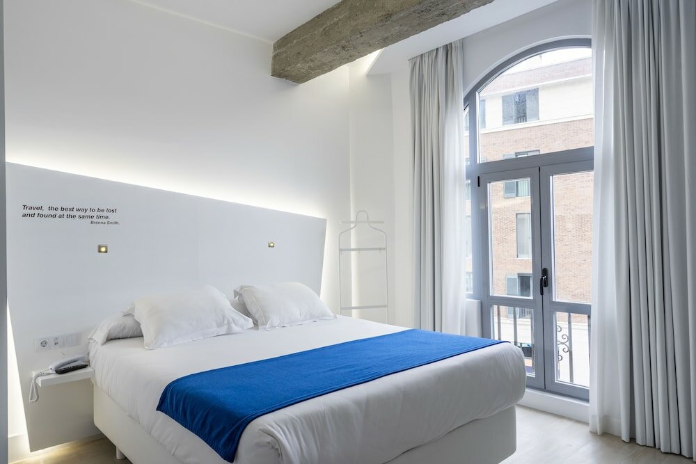 Фото Atarazanas Malaga