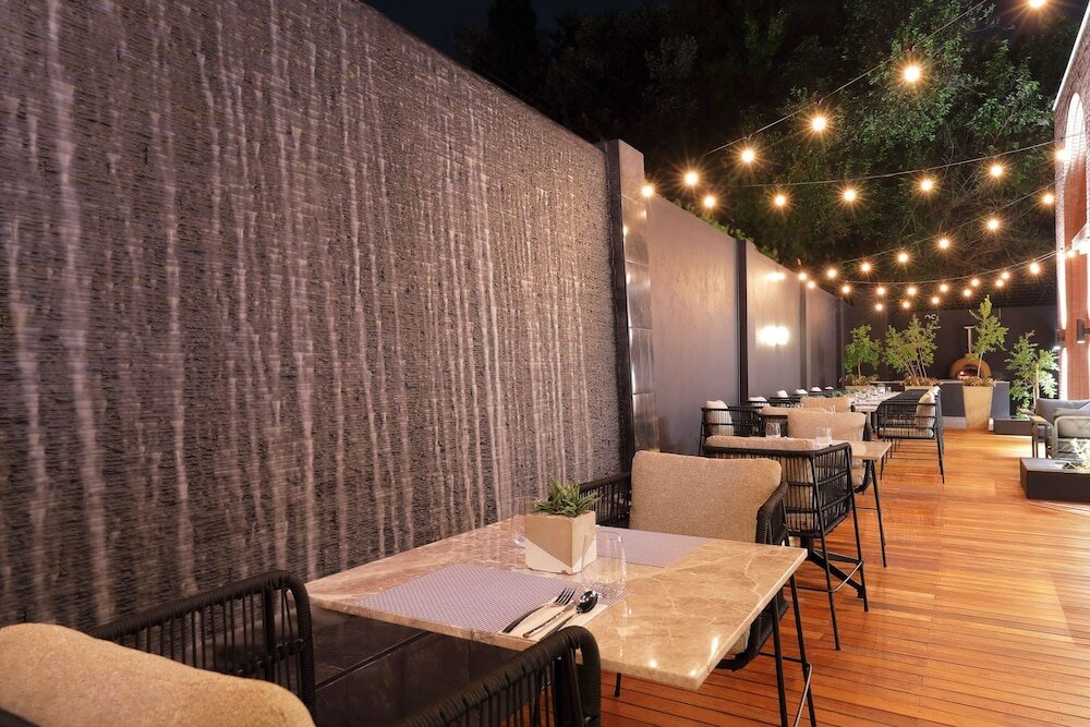 Фото Hyatt House Johannesburg Rosebank