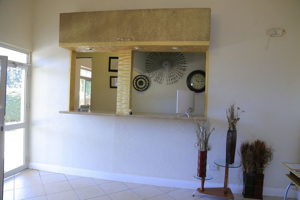 Фото Executive Airport Hotel