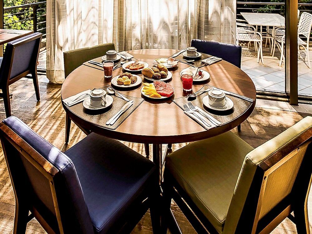 Фото Novotel Porto Alegre Tres Figueiras Hotel