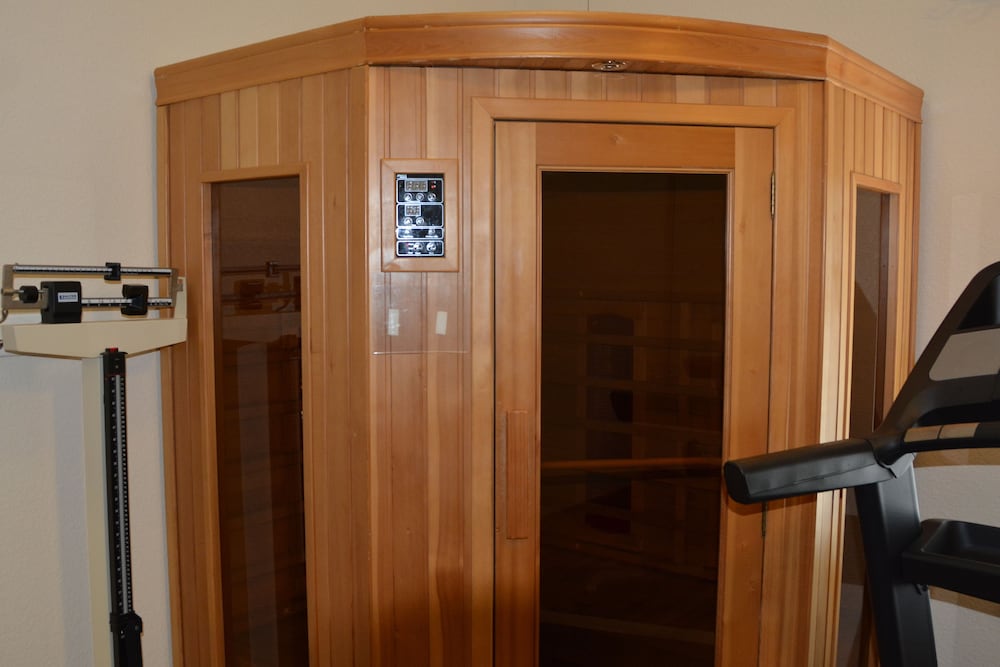 Фото Super 8 by Wyndham Austin/Airport South