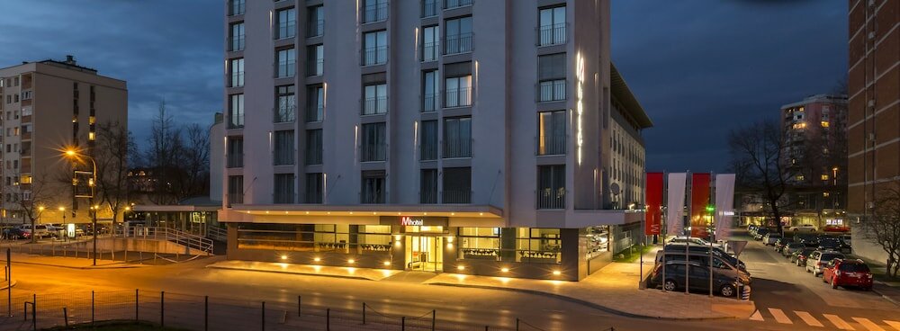 Фото M Hotel Ljubljana