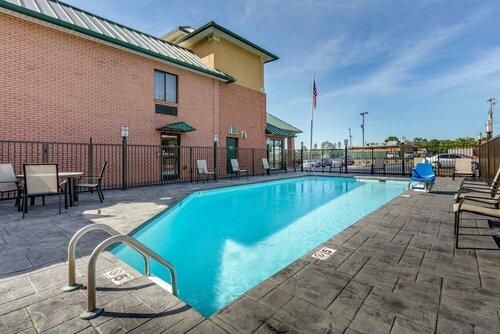 Гостиница Comfort Inn Lenoir City-Knoxville в Ленуар Сити