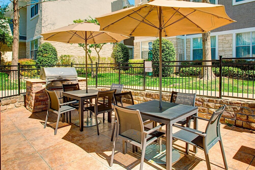 Фото Residence Inn by Marriott Dallas Park Central