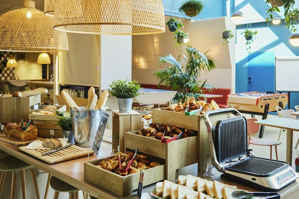 Фото Ibis Styles Toulon Centre Port