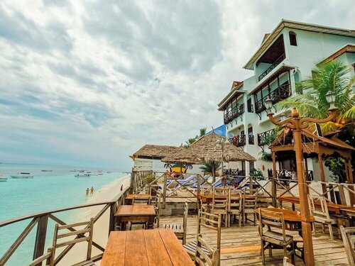 Гостиница Langi Langi Beach Bungalows в Танзании
