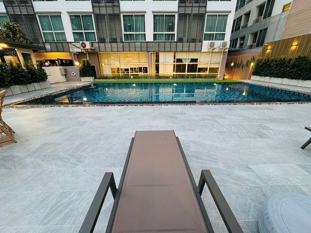 Фото Three Seasons Place