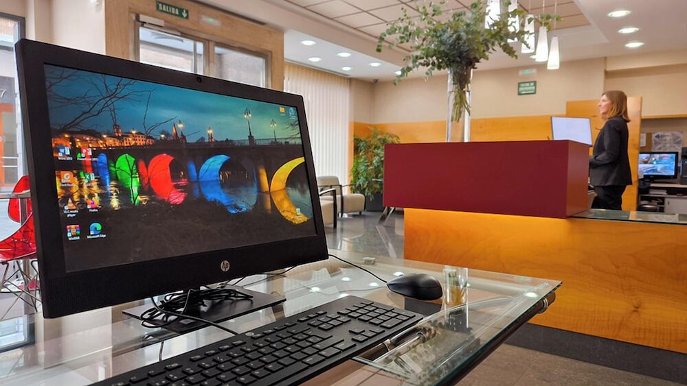 Фото Hotel Condes de Haro