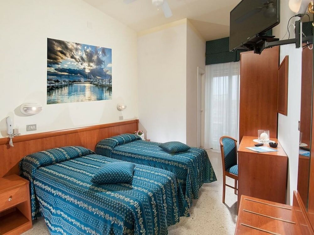 Фото Hotel Caesar