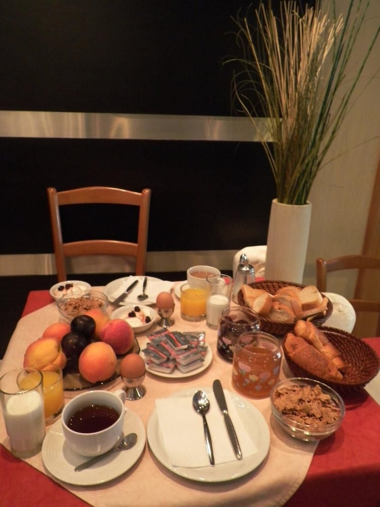 Фото Hotel Segas