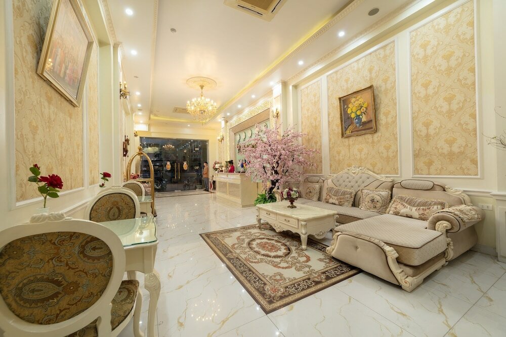 Фото My Moon Hotel