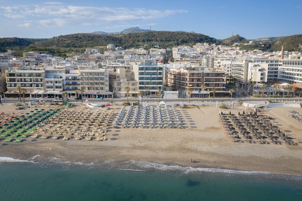 Фото Bio Suites Hotel