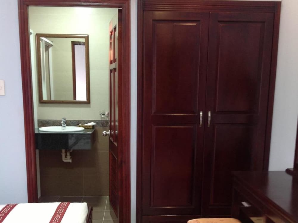 Фото Huy Hoang Hotel