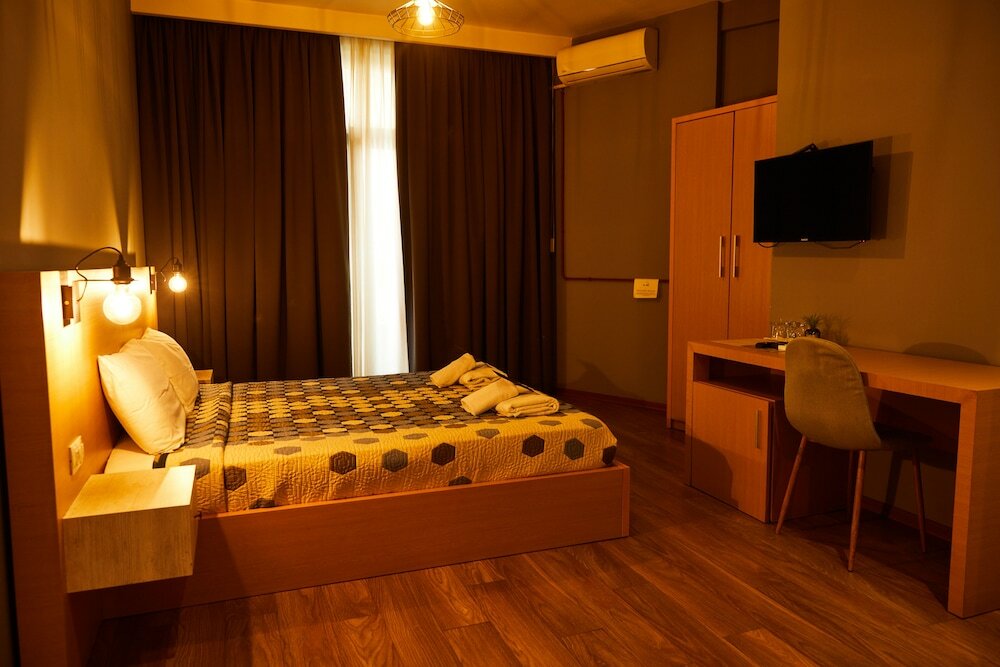 Фото Arc Hotel Tirana