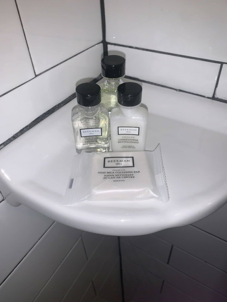 Фото The Railroad Inn