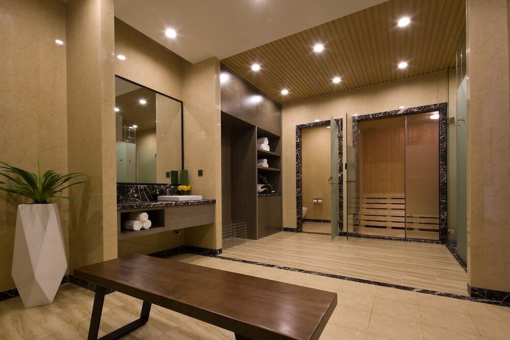 Фото DeRUCCI Hotel