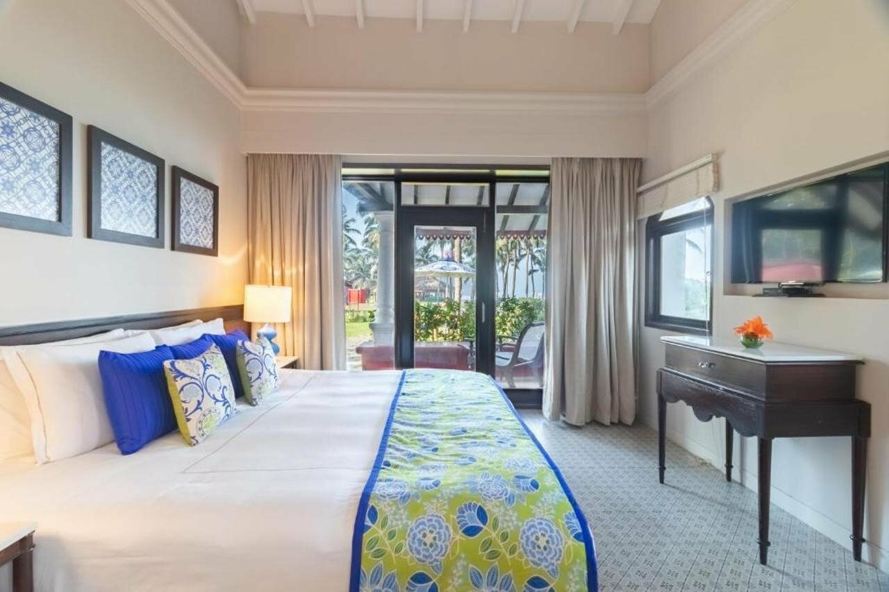 Фото Taj Holiday Village Resort & SPA