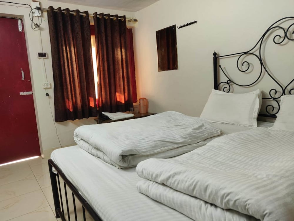 Фото Hotel Kausani Retreat