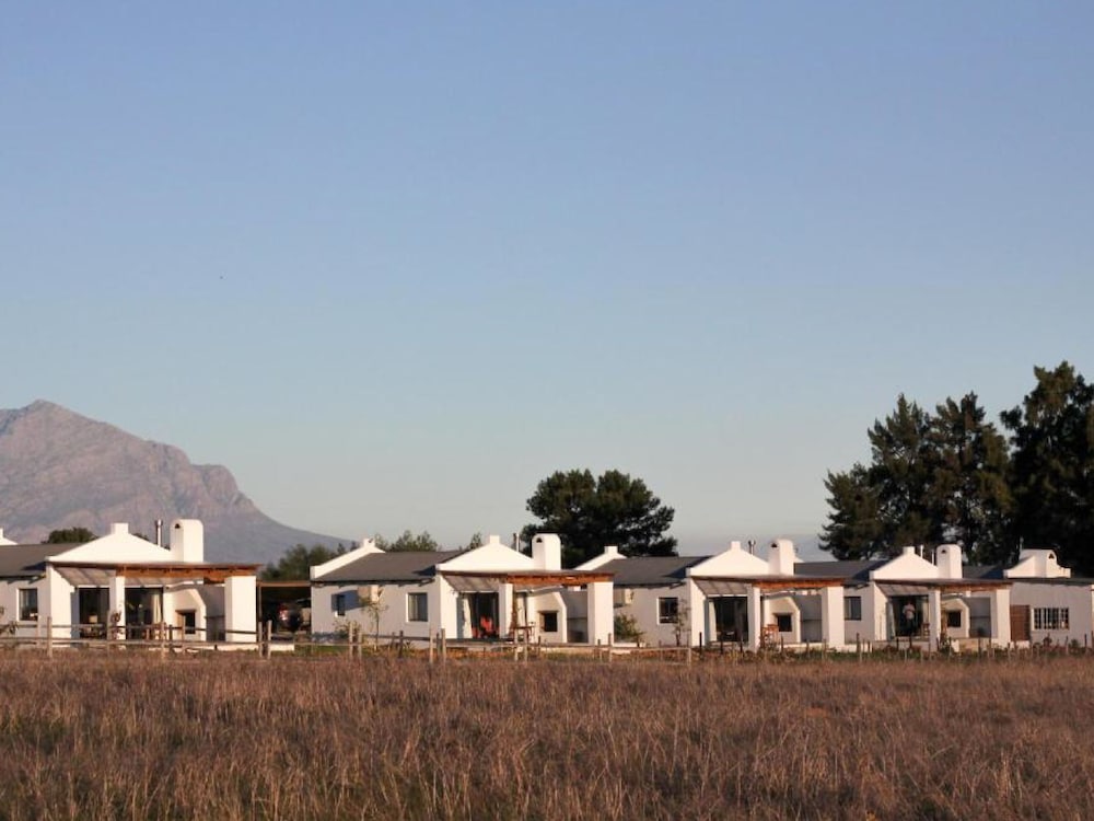 Фото Duikersdrift Winelands Country Escape