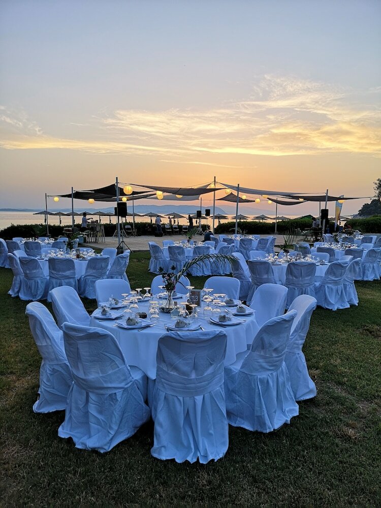 Фото Aegean Wave Hotel