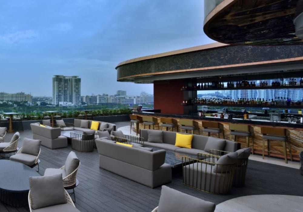 Фото Courtyard by Marriott Bengaluru Hebbal