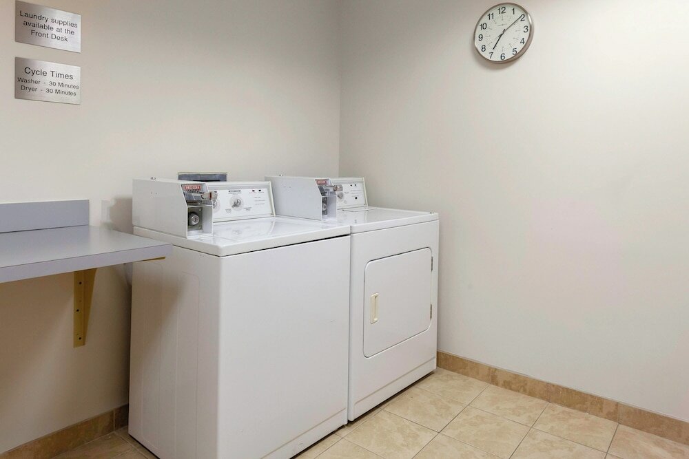 Фото Fairfield Inn & Suites by Marriott Charlotte Matthews