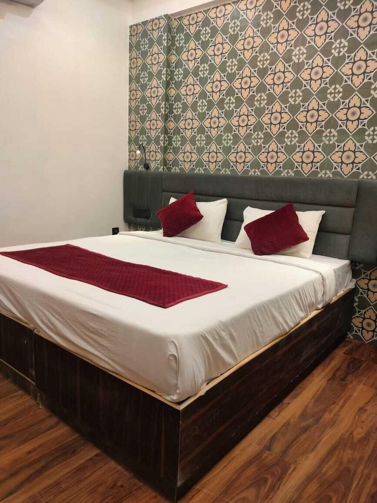 Фото Hotel Anand Villa