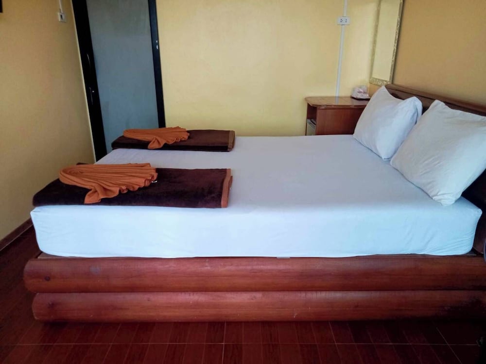 Фото Phi Phi Sand Sea View Resort