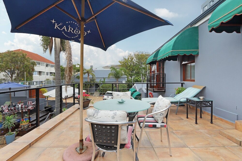 Фото 40 Winks Guest House Green Point Cape Town