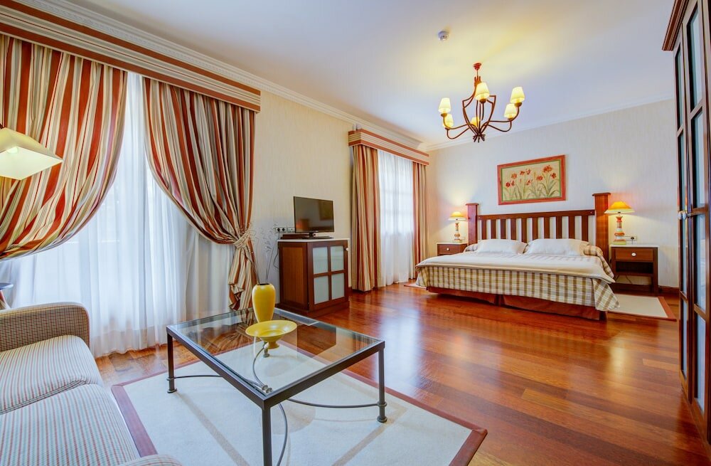 Фото Hotel SPA Villalba