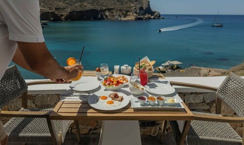 Внешний вид отеля Blue Sand Boutique Hotel & Suites в Ано-Мерья/Ано Мерии, фото 5