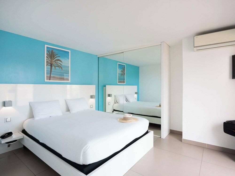 Фото Ibis Styles Menton Centre