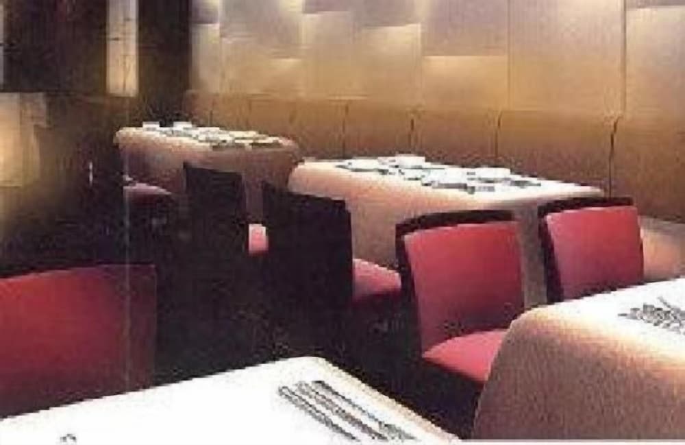 Фото Oriental Lander Hotel