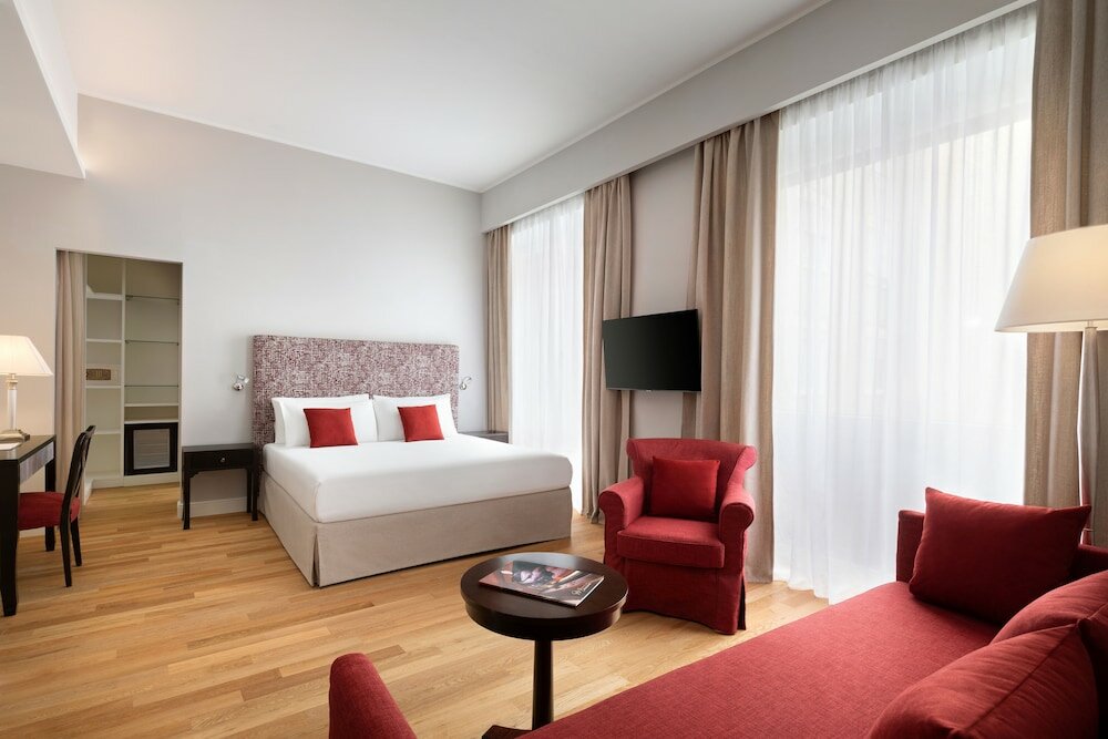 Фото Sina De la Ville