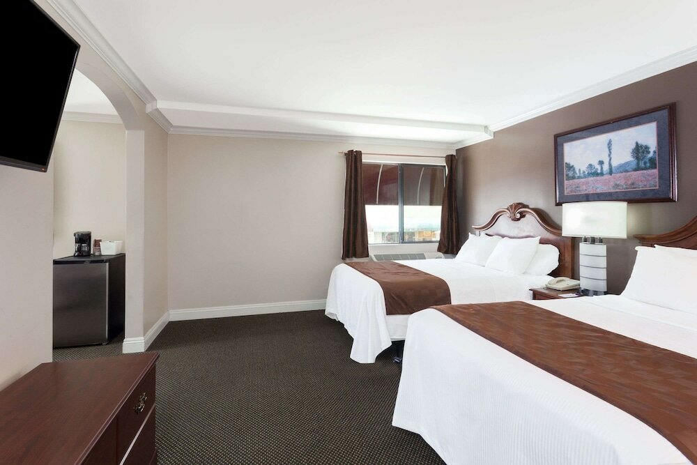 Фото Knights Inn Los Angeles Central / Convention Center Area