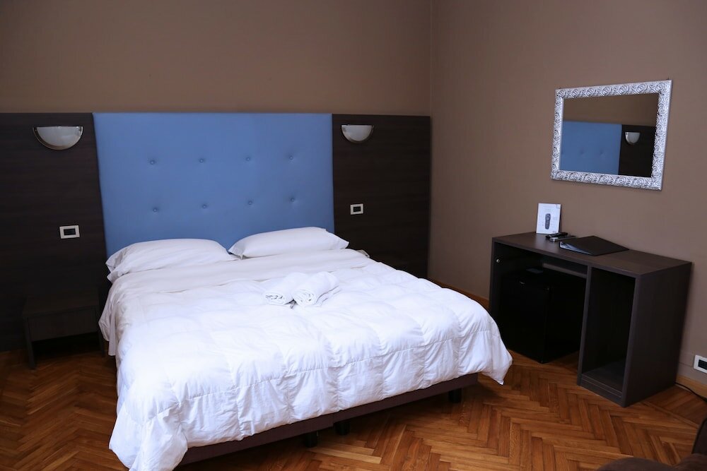 Фото Hotel Globo Suite