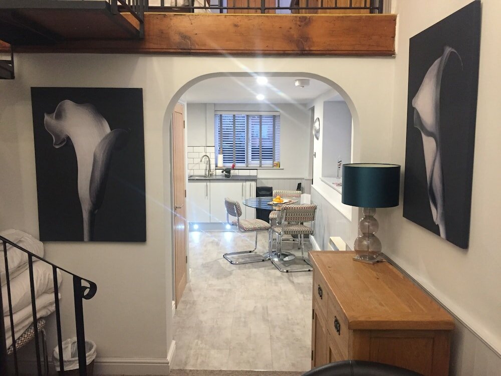 Фото Devonshire House