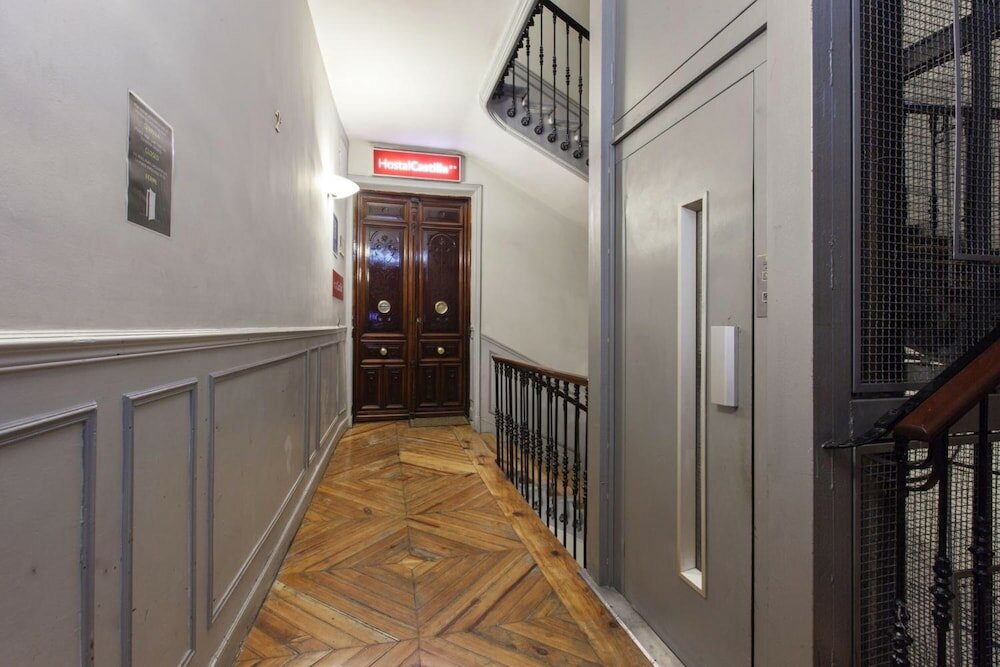 Фото Hostal Castilla i - Atocha