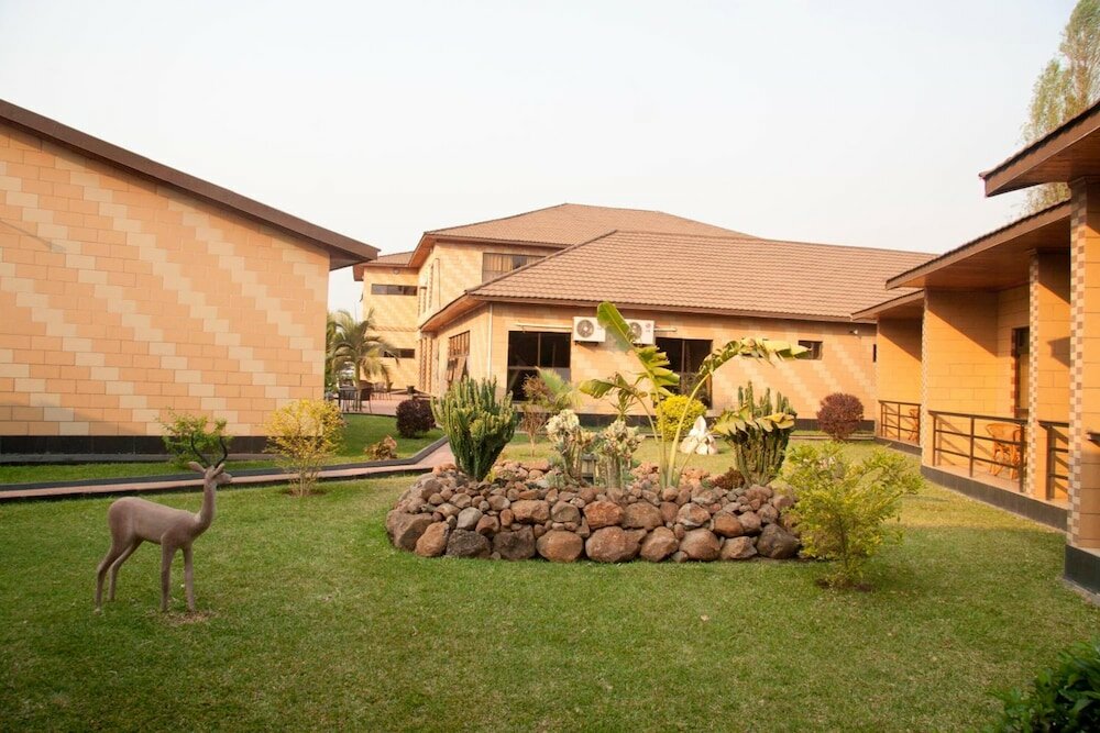 Фото Mika Hotel, Kabulonga