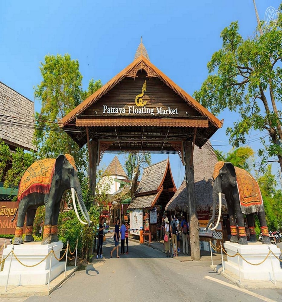 Фото Punyapha Place