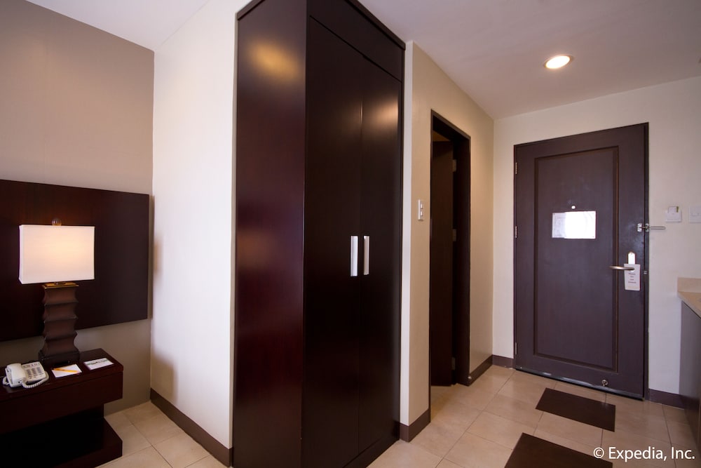 Фото Alpa City Suites