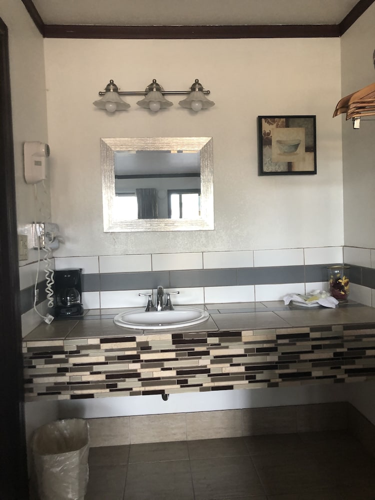 Фото Dunes Motel