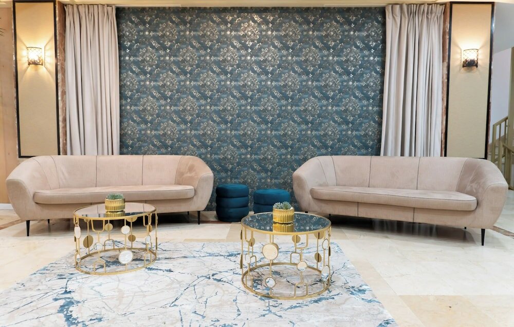 Фото Hotel Aeropuerto Sur