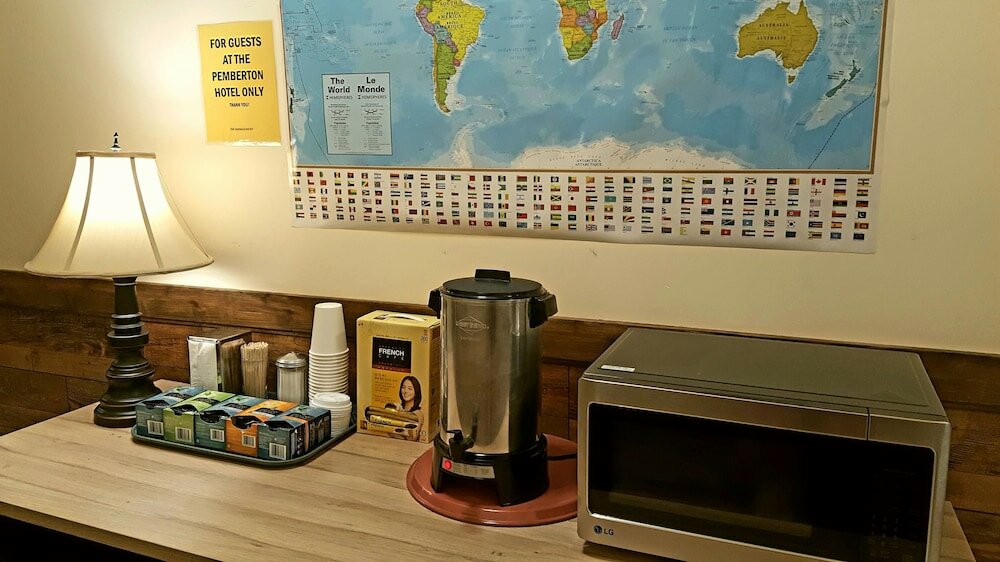 Фото Pemberton Hotel