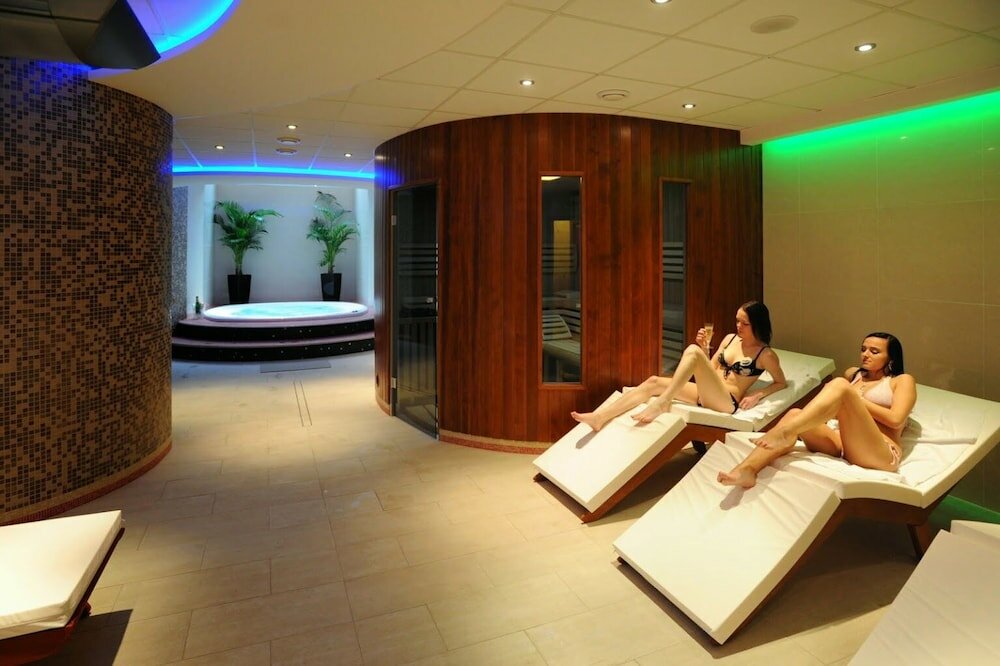 Фото Avanti Hotel Brno