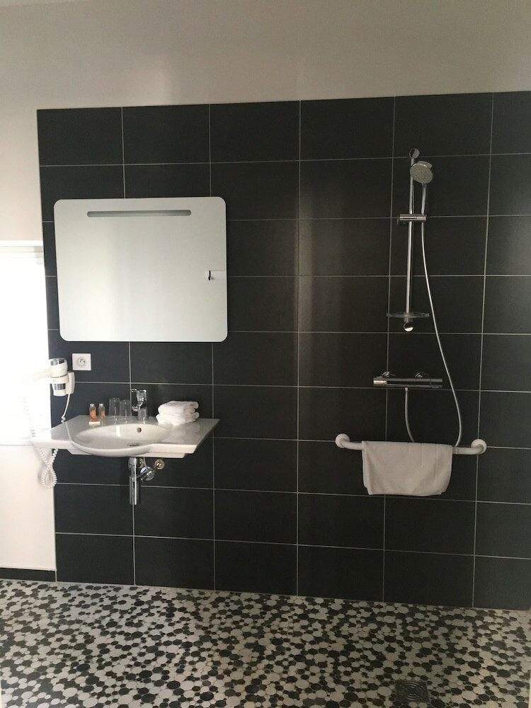 Фото Central Hotel